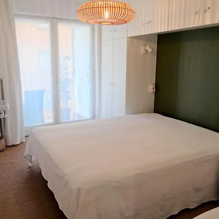 Retreat, Cleaning Included